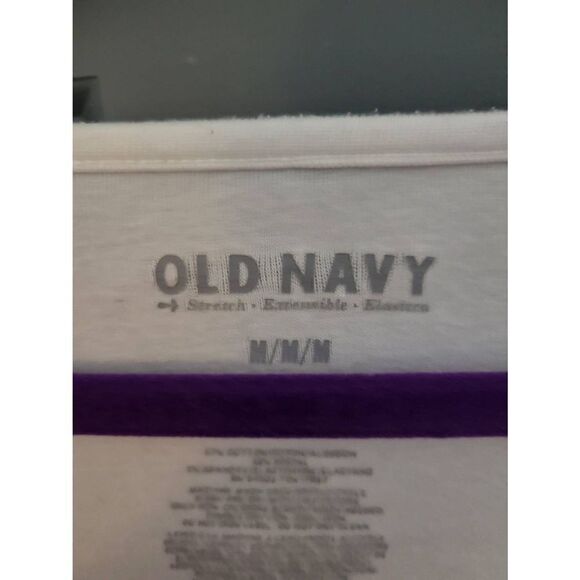 Old Navy white long-sleeved tee - Picture 2 of 5
